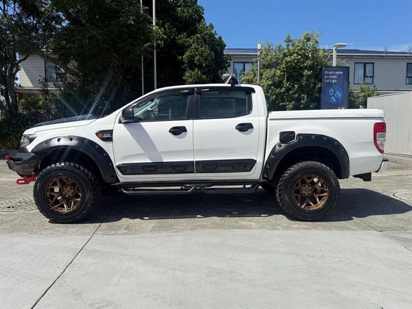 2020 Ford Ranger XL DOUBLE CAB W/S 2. Carousel 4