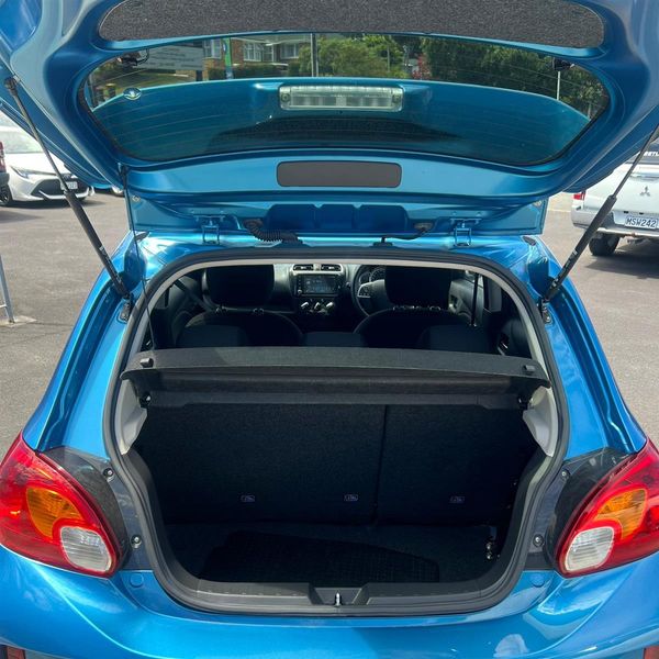 2022 Mitsubishi Mirage XLS 1.2P/CVT Carousel 7