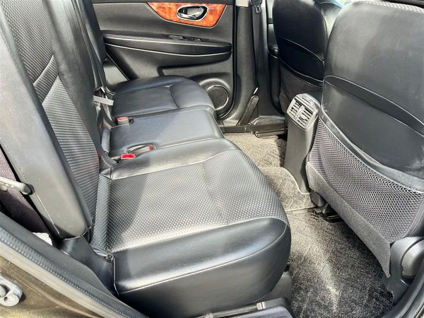 2014 Nissan X-Trail Carousel 8