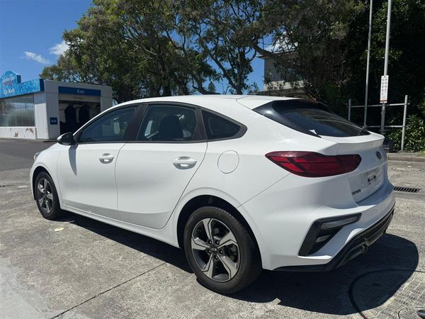 2020 Kia Cerato SX 2.0P/6AT Carousel 2