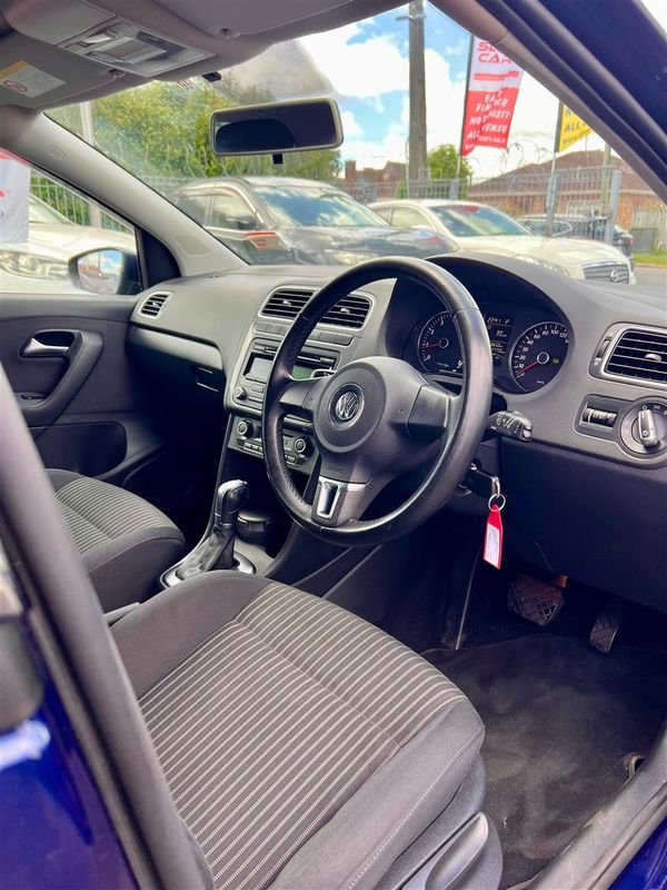2010 Volkswagen Polo Carousel 7