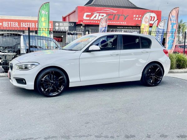 2016 BMW 118i