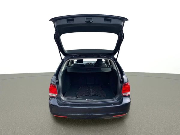 2010 Volkswagen Golf Carousel 8