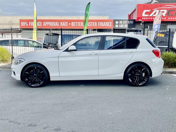 2016 BMW 118i Carousel 2