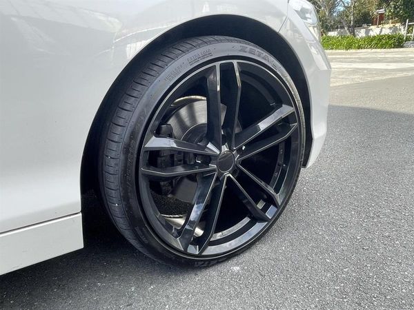 2016 BMW 118i Carousel 11