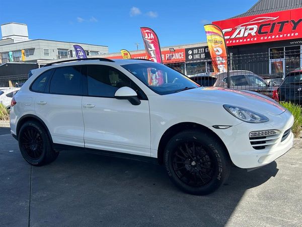 2012 Porsche Cayenne 4 DOOR SUV