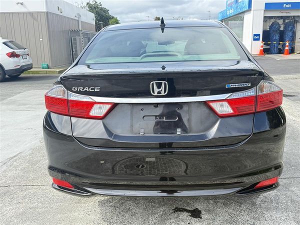2015 Honda Grace HYBRID Carousel 12
