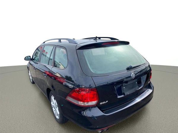 2010 Volkswagen Golf Carousel 4