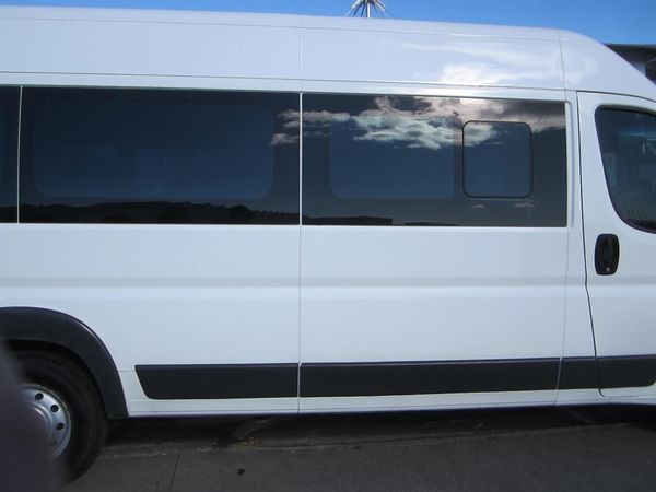 2015 Fiat Ducato 12 Seater Diesel Auto Carousel 9