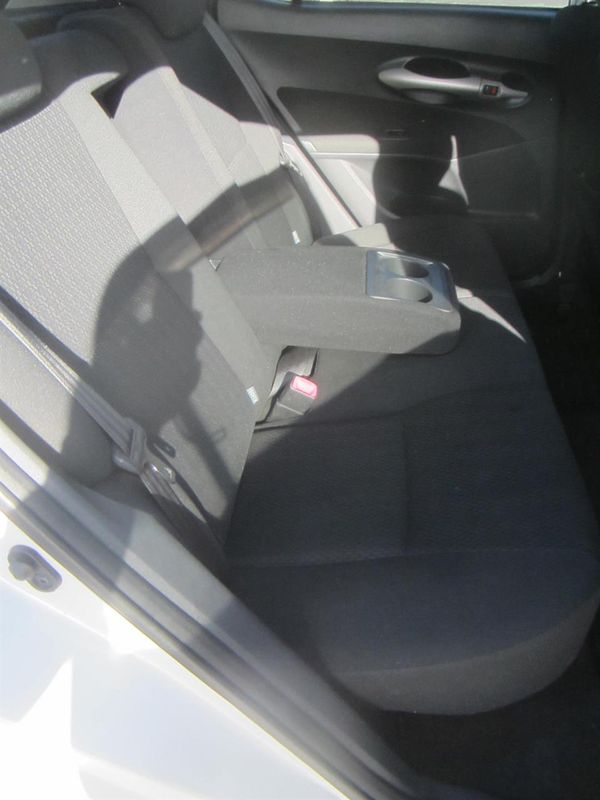 2007 Toyota Corolla Auris 1.8 Auto Hatch Carousel 1