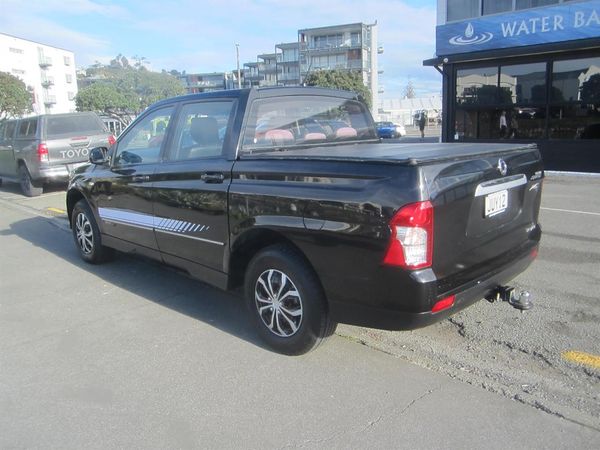 2016 Ssangyong Actyon 2.3 Petrol 5 Speed Maual Carousel 7