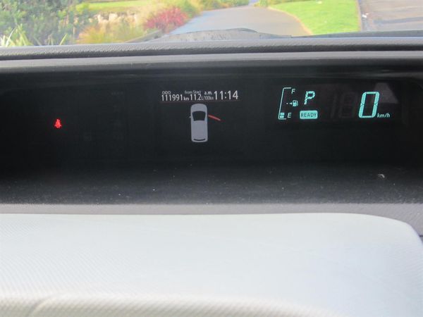 2014 Toyota Prius C Hybrid NZ new Carousel 2