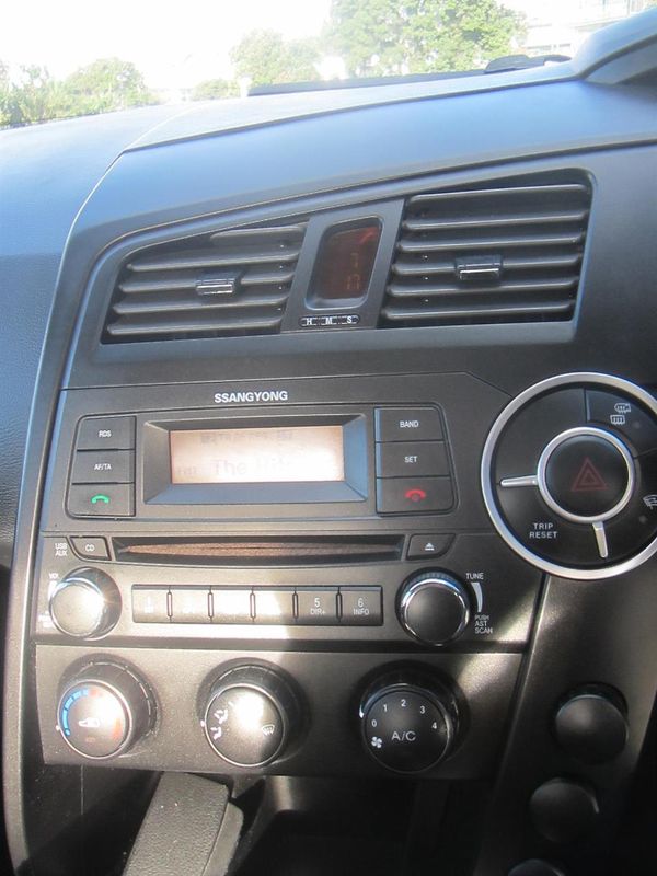 2016 Ssangyong Actyon 2.3 Petrol 5 Speed Maual Carousel 2
