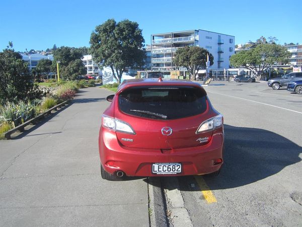2013 Mazda AXELA 2.0 Auto Sport Carousel 9