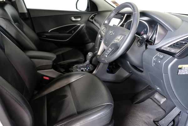 2014 Hyundai Santa Fe DM 2.2D ELITE Carousel 1