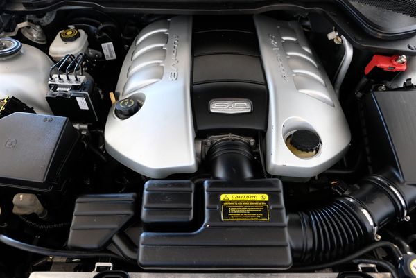 2007 Holden Commodore SS SEDAN AUTO Carousel 2