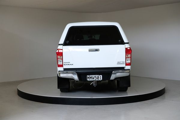 2012 izuzu D-Max LS Carousel 4