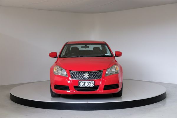 2012 Suzuki Kizashi GLXC 2.4 4DR Carousel 8