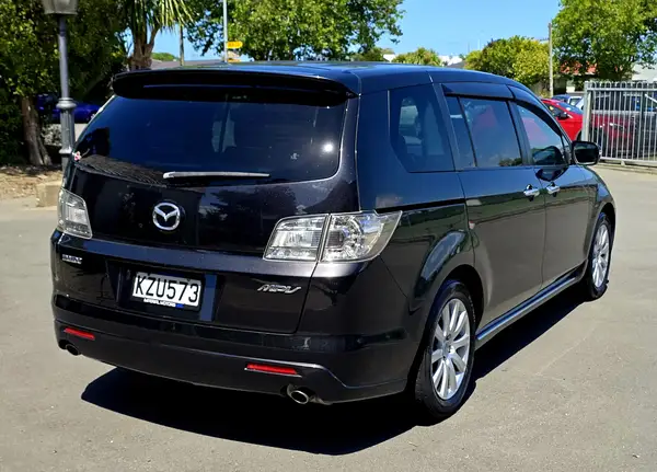 2008 Mazda MPV Carousel 4