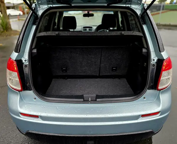2006 Suzuki SX4 Carousel 4