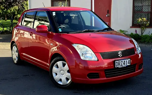 2006 Suzuki Swift – 102,000km’s Carousel 5