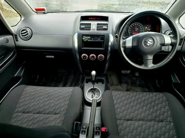 2006 Suzuki SX4 Carousel 6