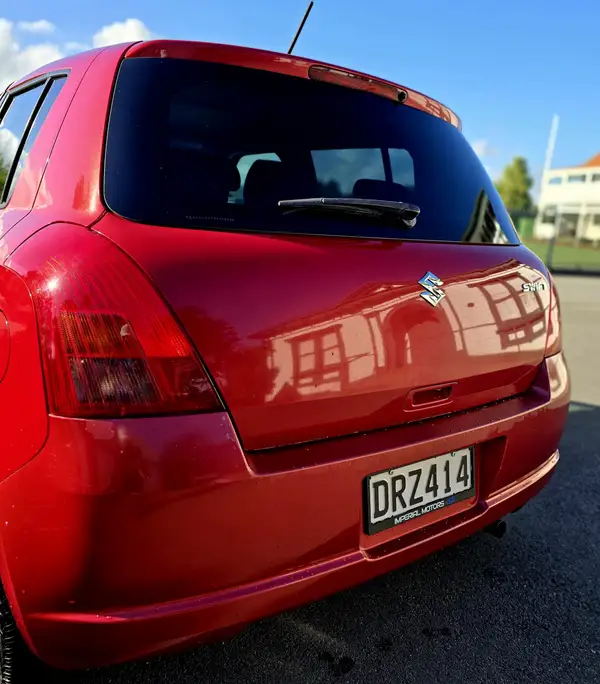 2006 Suzuki Swift – 102,000km’s Carousel 9