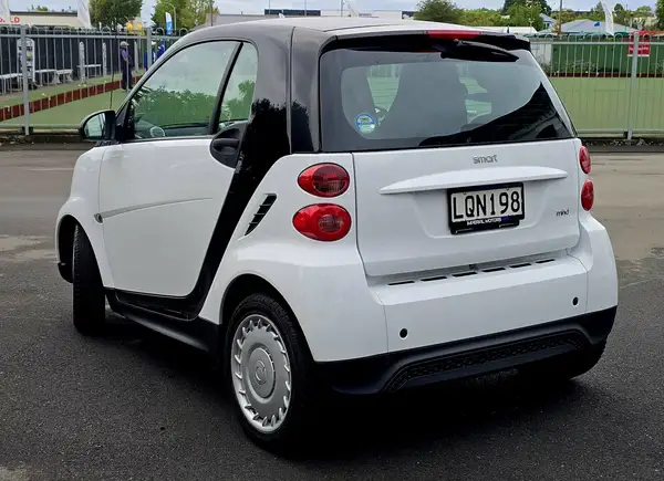 2014 Smart Fortwo Carousel 11