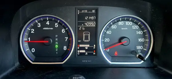 2007 Honda CR-V Hybrid – 121,400km’s Carousel 10