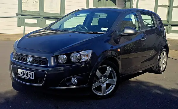 2015 Holden Barina Cdx Carousel 8