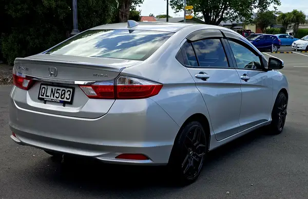2015 Honda GRACE Carousel 8