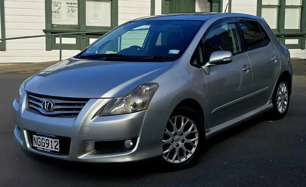 2007 Toyota Blade Carousel 1