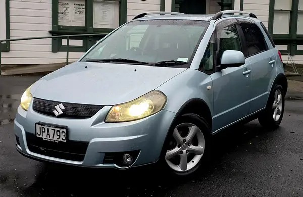 2006 Suzuki SX4 Carousel 1