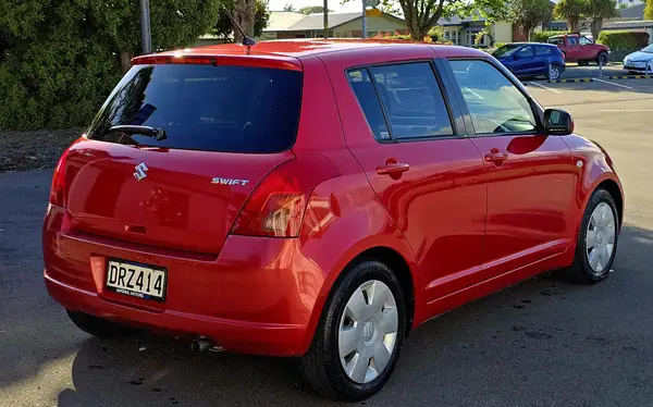 2006 Suzuki Swift – 102,000km’s Carousel 8