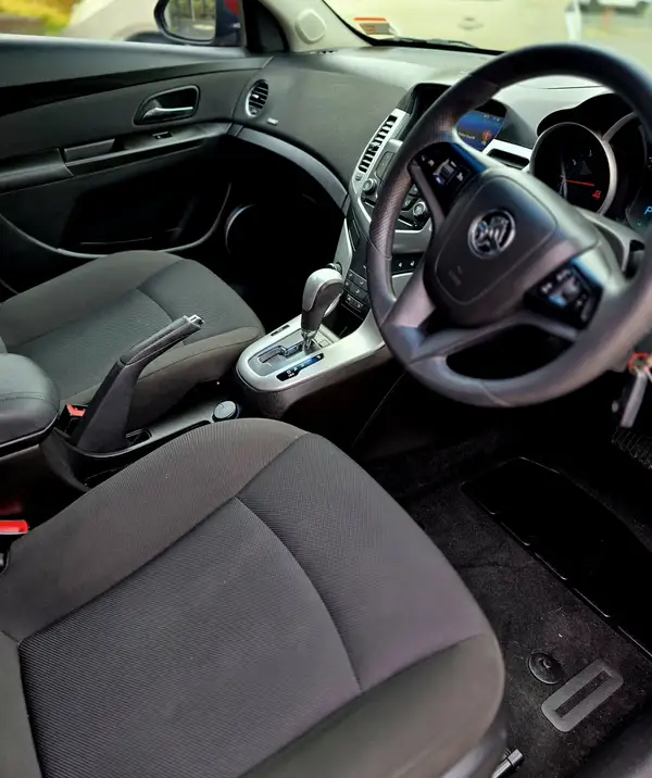 2015 Holden Cruze Equipe 1.8P Carousel 8