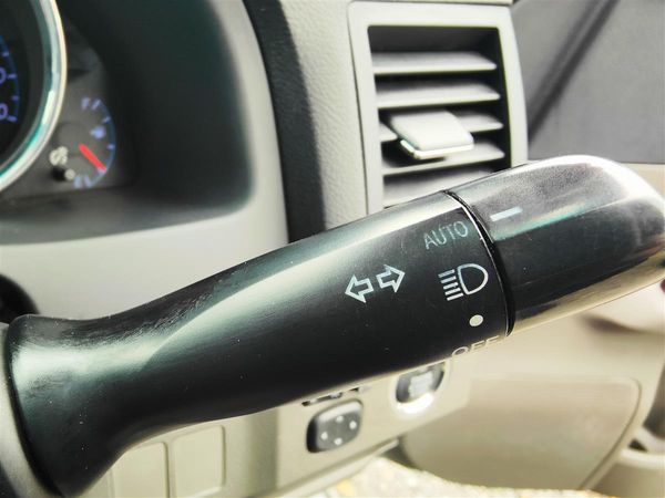 2010 Toyota Mark-X Reliable V6 Sedan – Comfort, Style & Performance Carousel 8