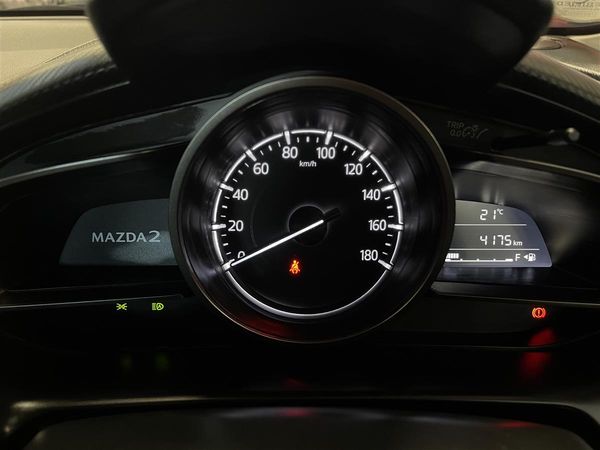 2023 Mazda 2 Carousel 17