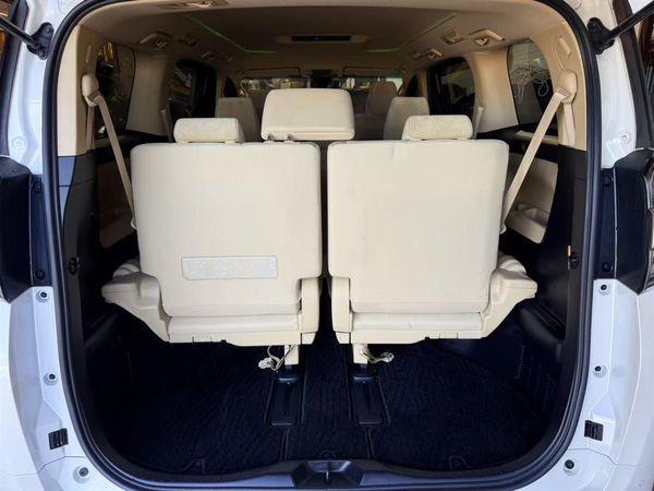 2018 Toyota Vellfire Carousel 18