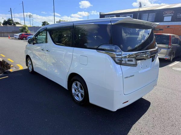 2018 Toyota Vellfire Carousel 6