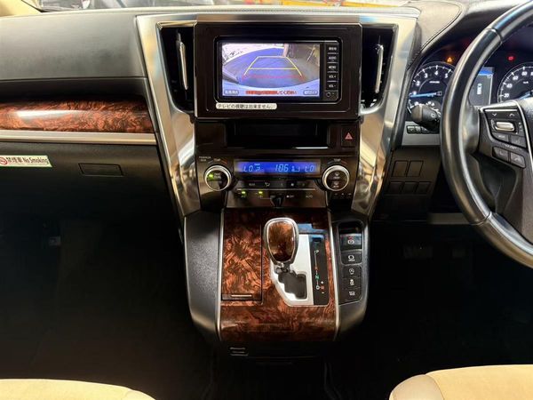 2018 Toyota Vellfire Carousel 19