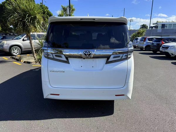 2018 Toyota Vellfire Carousel 5