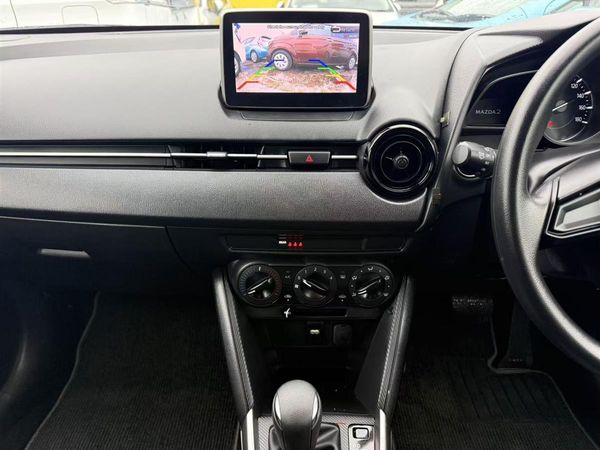 2023 Mazda 2 Carousel 12