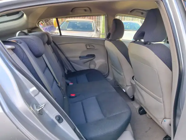 🚙 Smart, Efficient & Ready to Go – Honda Insight Drive Away Today! 🚙 Carousel 14