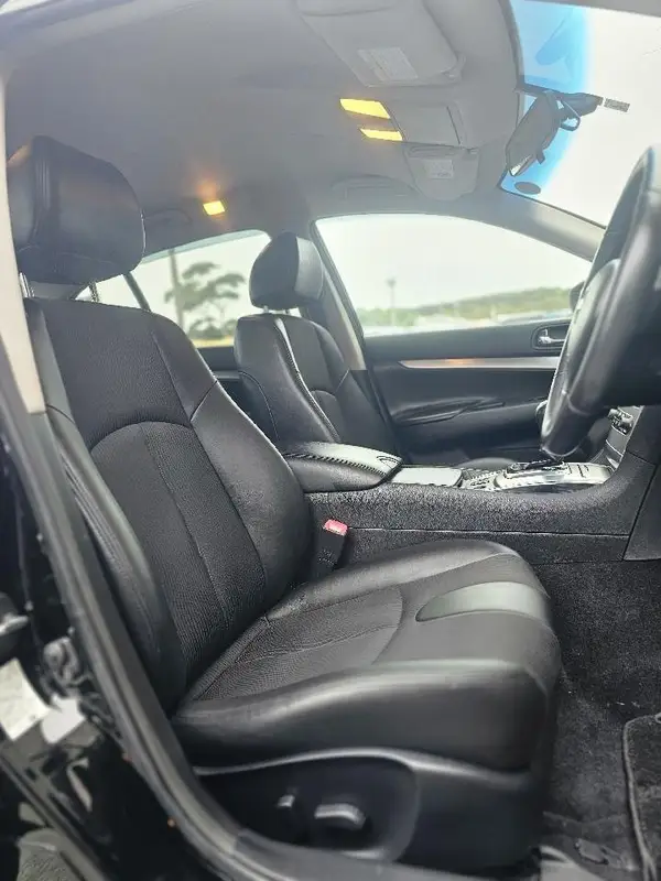 2010 Nissan Skyline 250GT Carousel 5