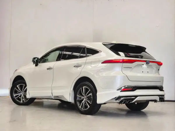 2020 Toyota Harrier HYBRID G Carousel 2