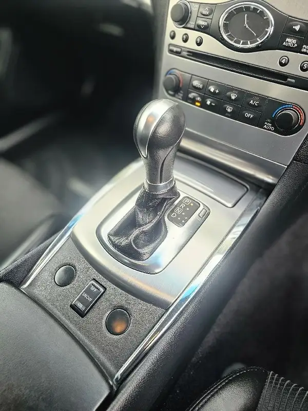 2010 Nissan Skyline 250GT Carousel 9