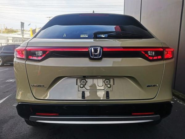 2021 Honda Vezel Z AWD High Spec / SALE!! Carousel 5