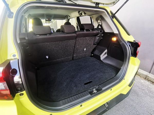 2022 Daihatsu Rocky E-Smart Hybrid, Priced to Sell ! Carousel 8
