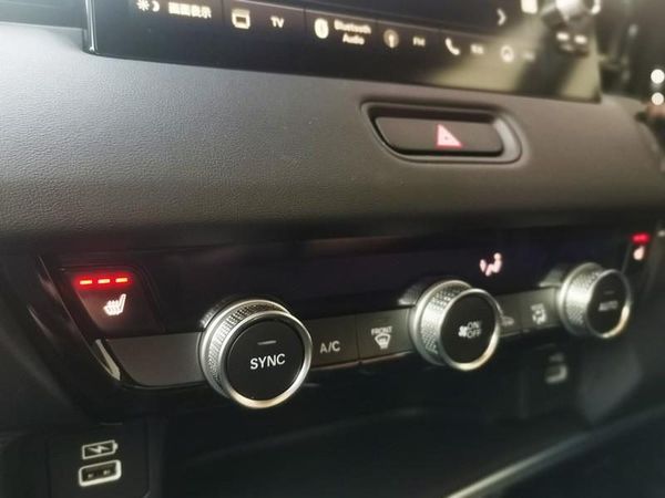 2021 Honda Vezel Z AWD High Spec / SALE!! Carousel 14