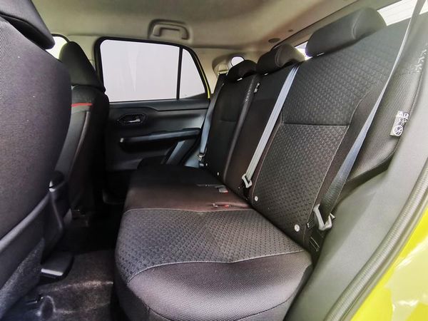 2022 Daihatsu Rocky E-Smart Hybrid, Priced to Sell ! Carousel 7
